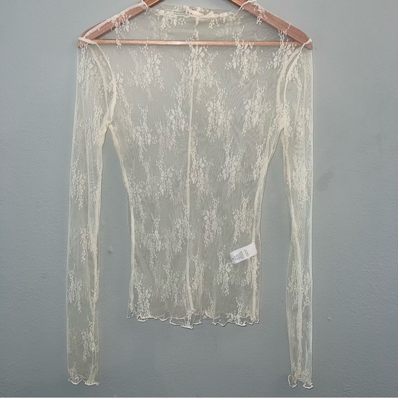 By Together Lace Long Sleeve Top - Picture 6 of 7